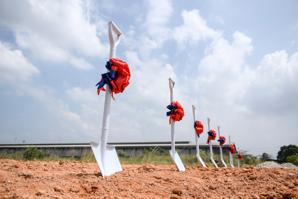 Ground breaking ceremony for a new healthcare building.